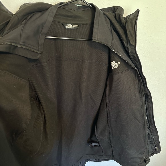 North Face Hyvent Jacket - Picture 4 of 8